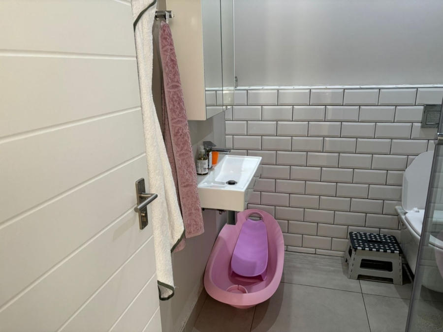 To Let 2 Bedroom Property for Rent in Durbanville Western Cape